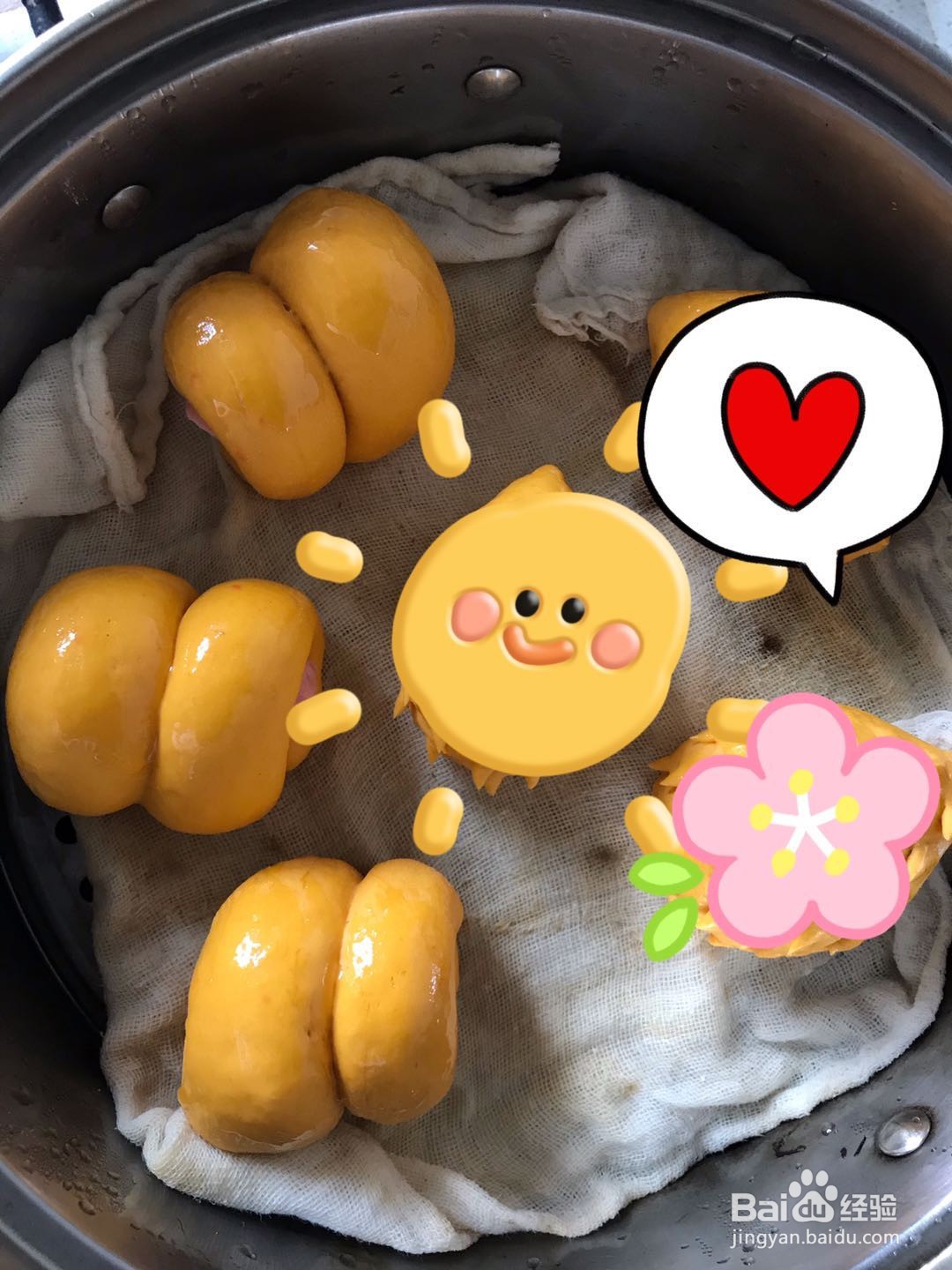 娇小可爱的香肠卷馒头