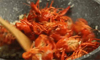 蒜泥小龙虾的做法