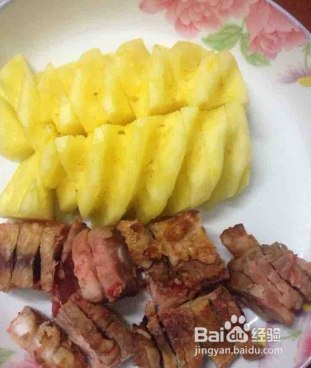 菠萝炒烤排骨