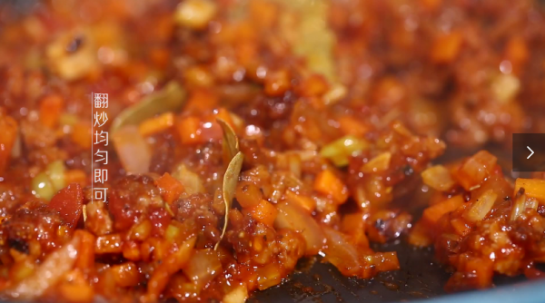 ELECOOK丨瑞士大孔芝士焗肉酱意大利面