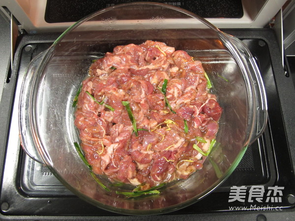 冬日暖身菜——芹香羊肉