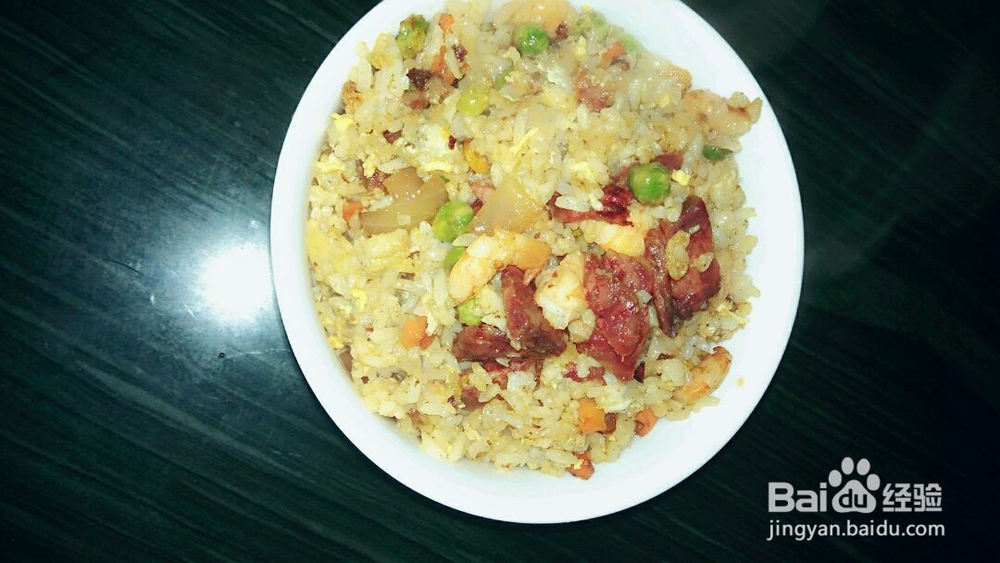 如何做美味的腊肠炒饭
