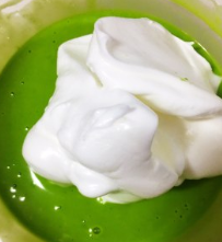 六寸菠菜汁戚风蛋糕的做法