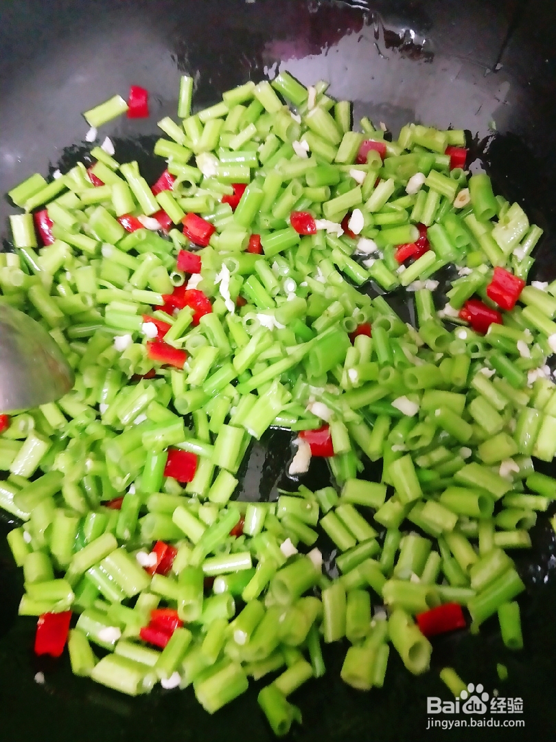 适合懒人做的素炒空心菜