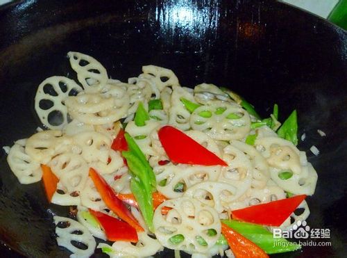 【家庭快手小炒】尖椒炒莲藕