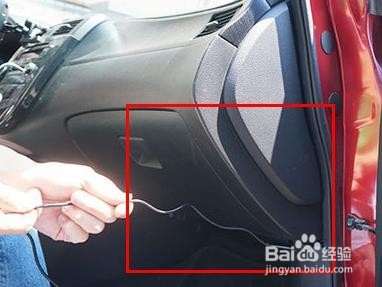 怎样安装行车记录仪？