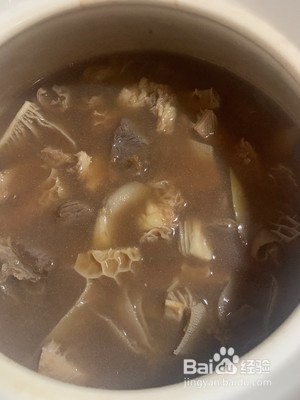 萝卜牛杂煲的做法