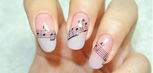 跳跃音符美甲画法教程