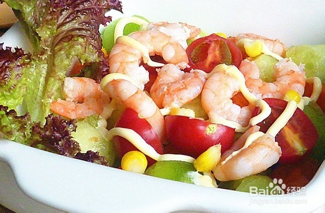 夏季减肥吃货必备-来教大家虾仁水果沙拉的做法