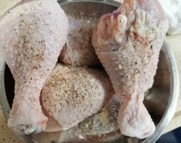 鹰嘴豆焖鸡腿的做法