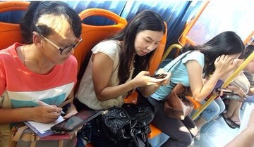 这七件事千万不要在乘公交时做！！！