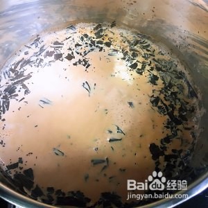 自己用茶叶和牛奶自制奶茶的方法