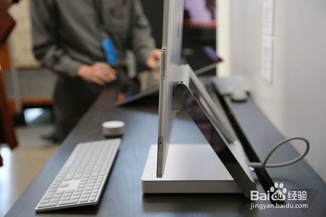 微软Surface Studio一体机真机实拍 占领办公室