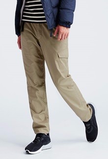 男装搭配--牛仔外套如何穿出稳重柔和的印象