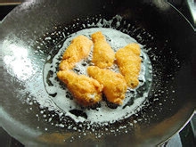 【小新 美食】香酥炸翅根的做法