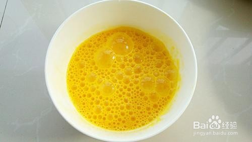 葱香火腿肠炒鸡蛋的做法