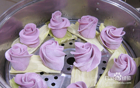 有牛奶味的紫薯玫瑰花卷怎么做的