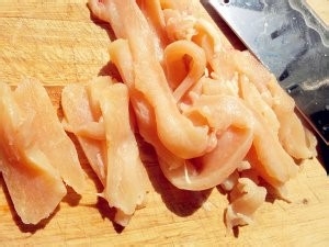 蚝油鸡胸片的做法