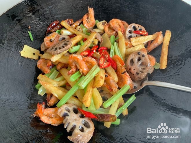 怎么做贼香敲好吃的香辣虾