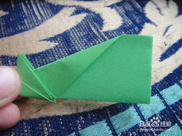 儿童简易折纸--第三种飞机折法