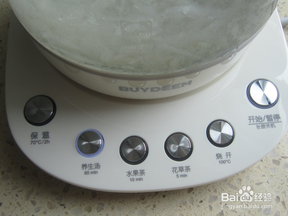 滋阴润燥的佳品----冰糖燕窝