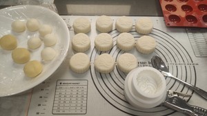 流心冰皮月饼的做法