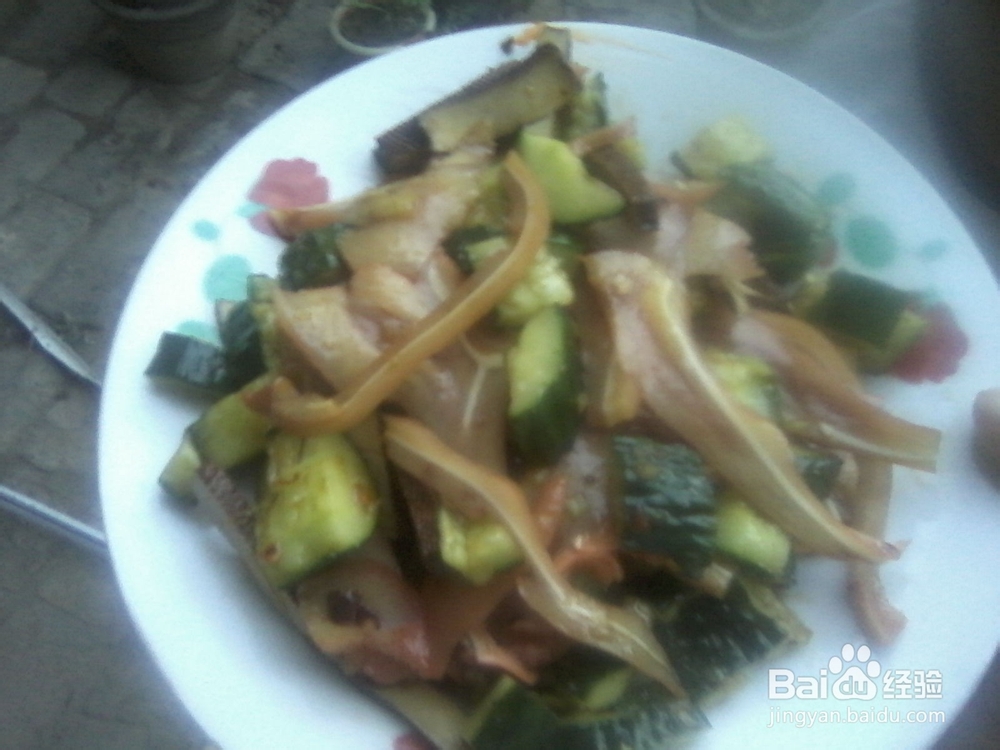 凉拌猪耳朵的家庭做法