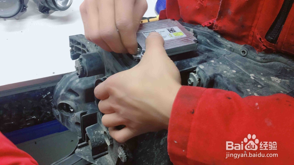 贵阳三菱帕杰罗车灯改装详情步骤