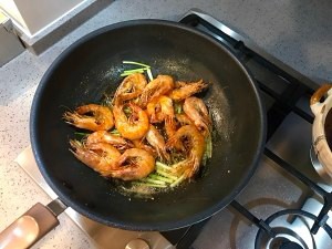 杏鲍菇海虾煲