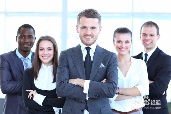 体育公司如何经营