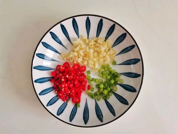 夏天快手菜清蒸茄子三下两下就做好