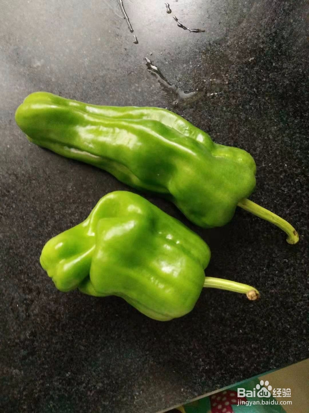 青椒凉拌折耳根