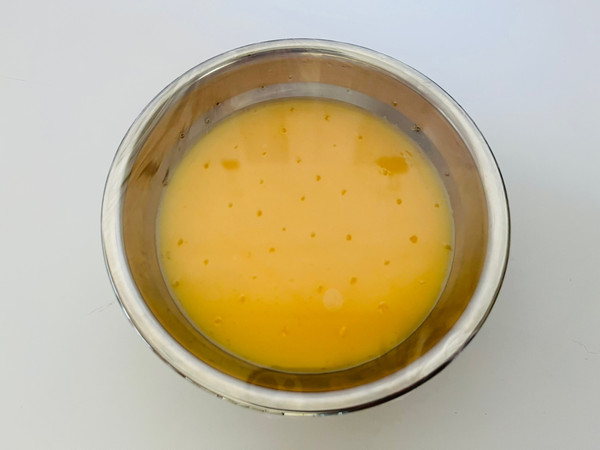 表面如镜面鸡蛋羹