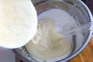 葡萄干酸奶蛋糕制作的步骤