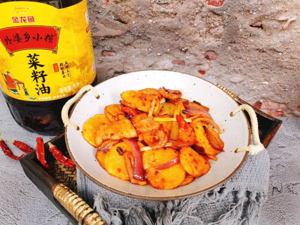 川味干锅土豆五花肉