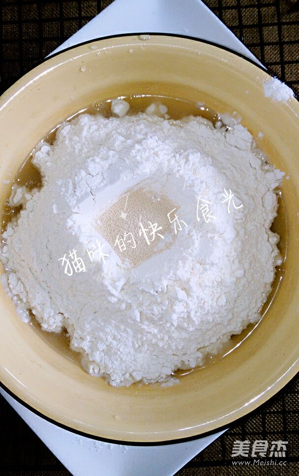 椒盐花环花卷