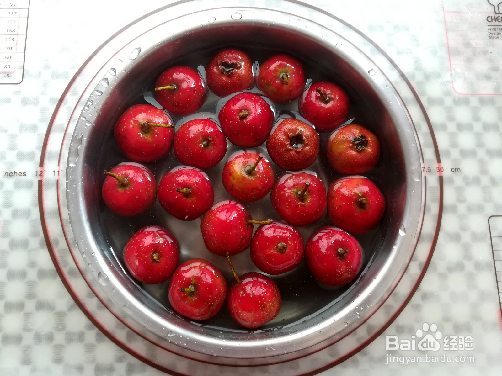 山楂雪丽球的做法