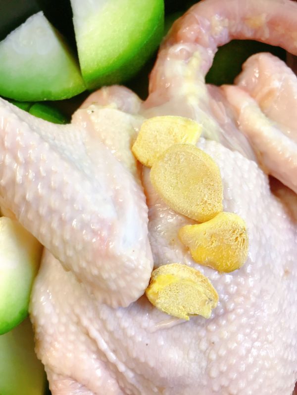 莲藕节瓜炖鸡汤