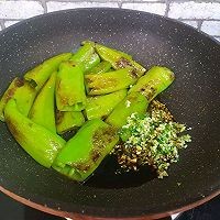 虎皮辣椒的做法