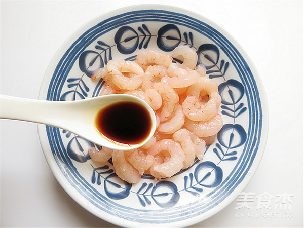 芦笋炒虾仁的做法