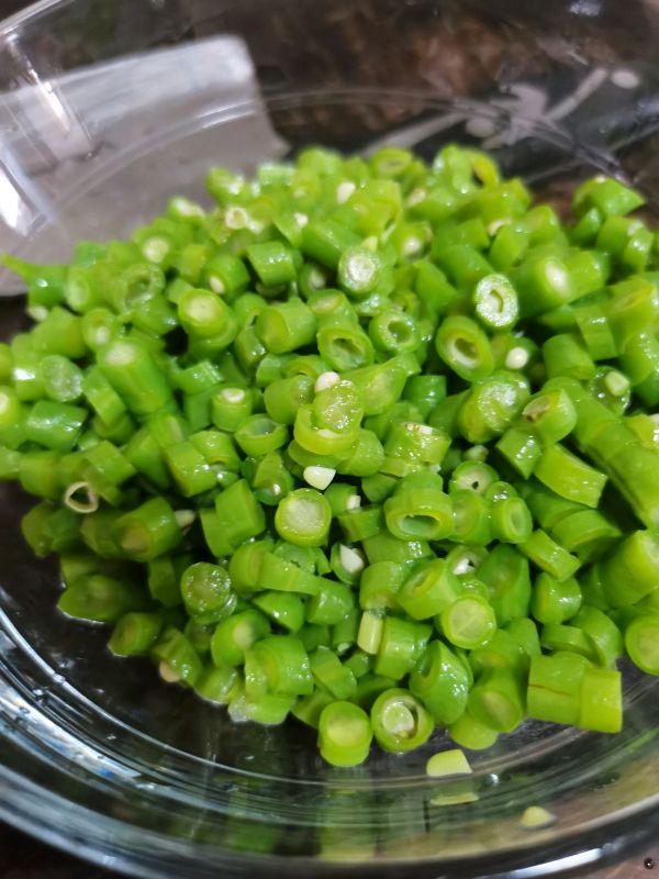 榄菜豆角炒肉粒