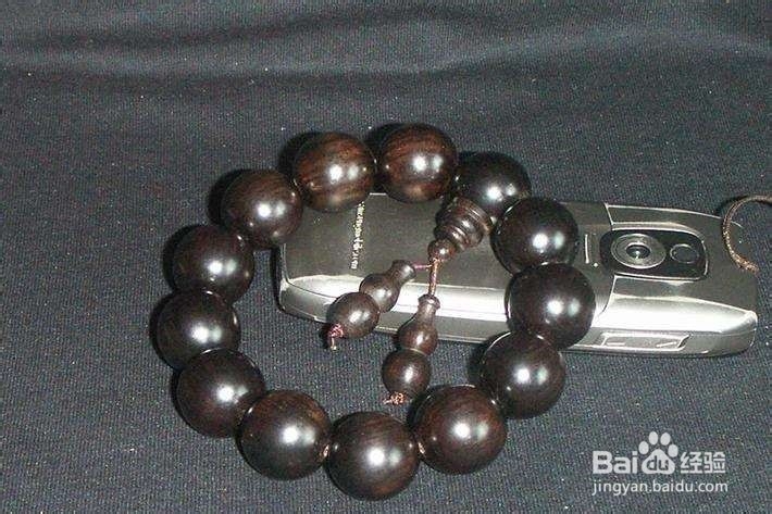 怎样挑选紫光檀手串?