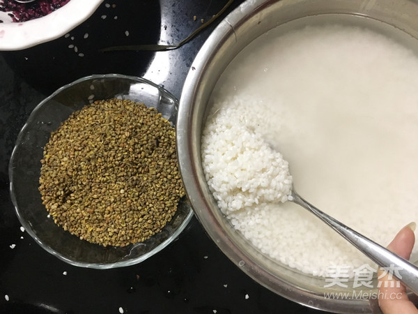 浓情端阳传情苦荞豆沙粽飘香万里