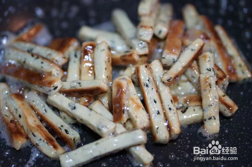 小朋友都爱吃的挂霜海苔饼干棒做法