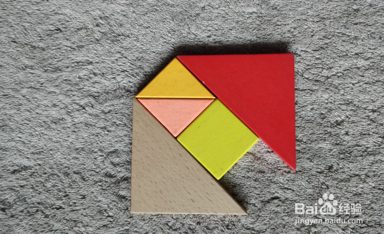 下潜的魔鬼鱼用七巧板怎么拼接？