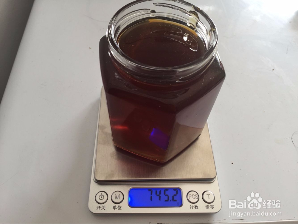 教你如何识别正宗土蜂蜜和市场上的蜂蜜