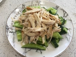 棒棒鸡 麻、辣、酸、甜、鲜、咸、香