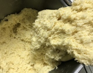 红枣核桃芝麻糖三角制作的攻略