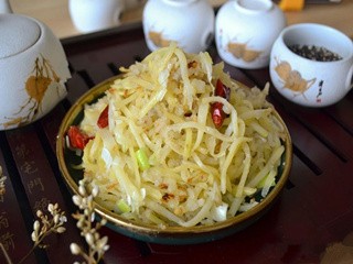 小炒土豆丝怎么做