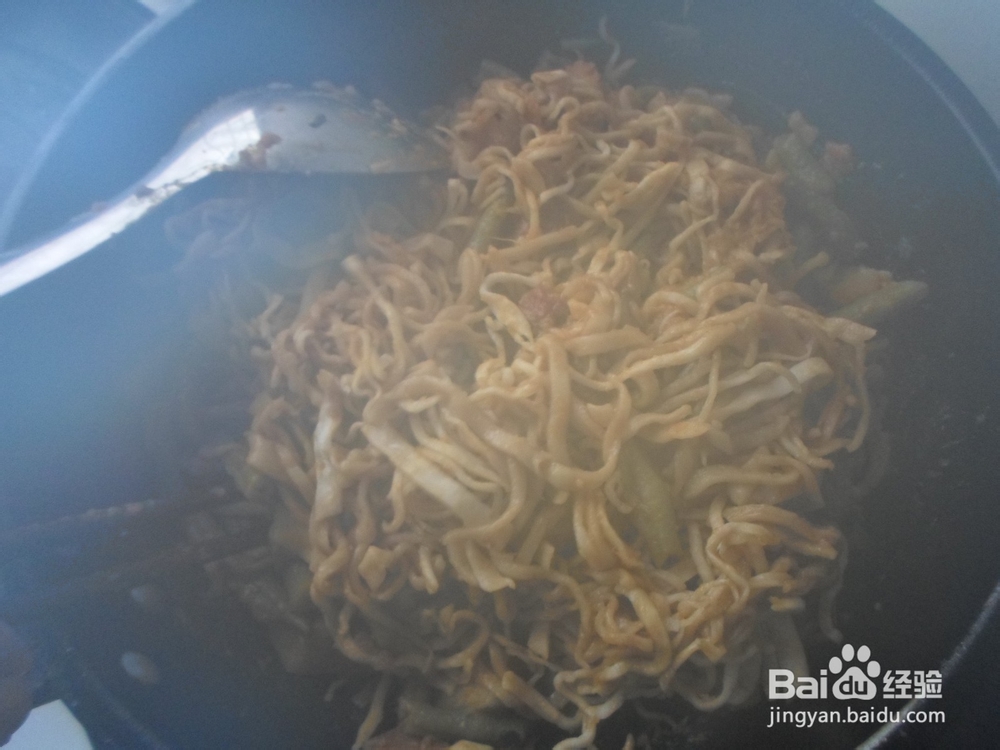 如何在家做焖面